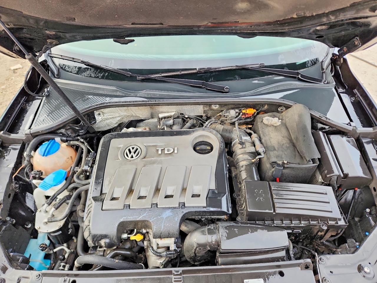 2014 VOLKSWAGEN PASSAT SEL photo 11