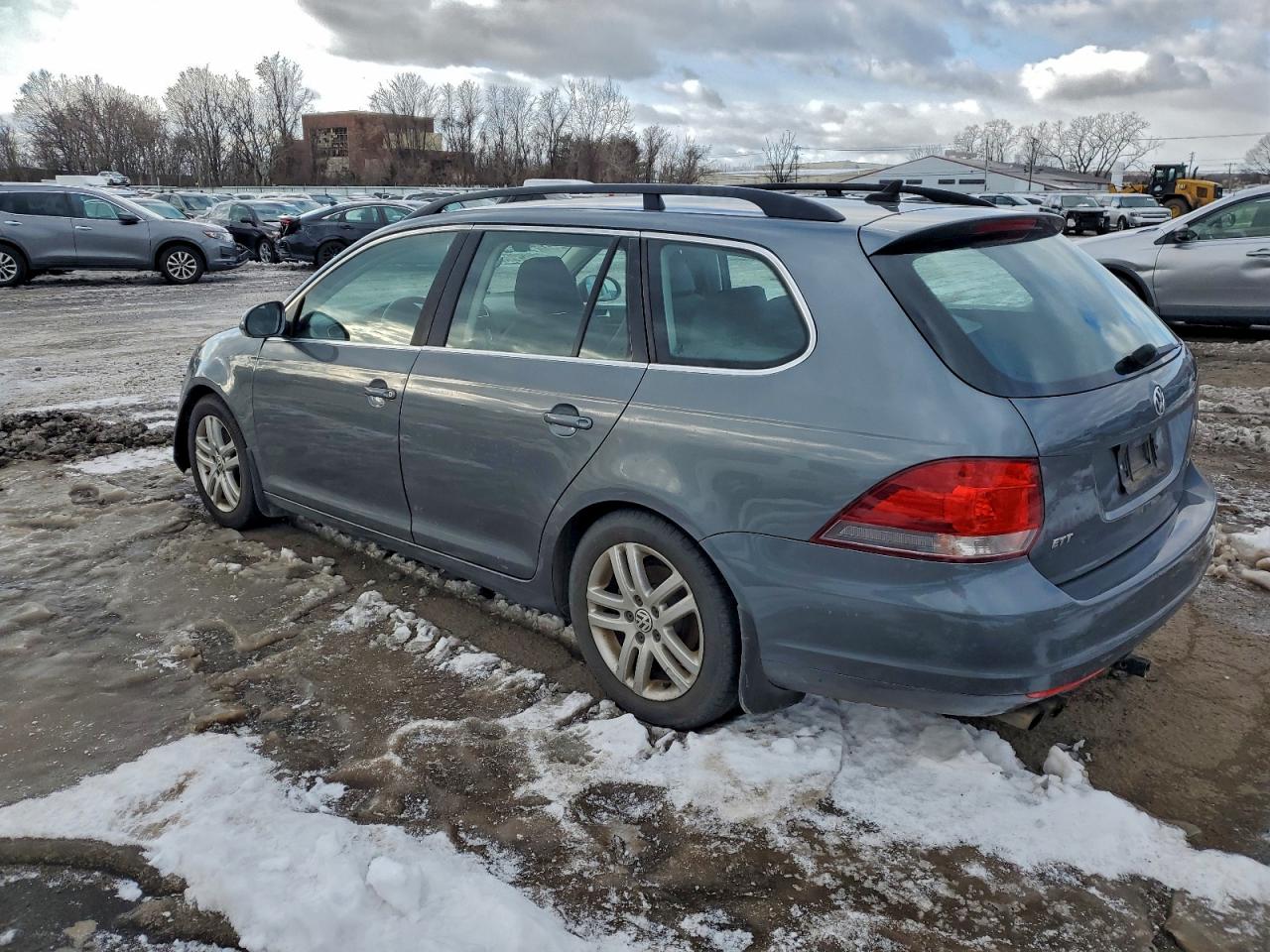 2014 VOLKSWAGEN JETTA TDI photo 2