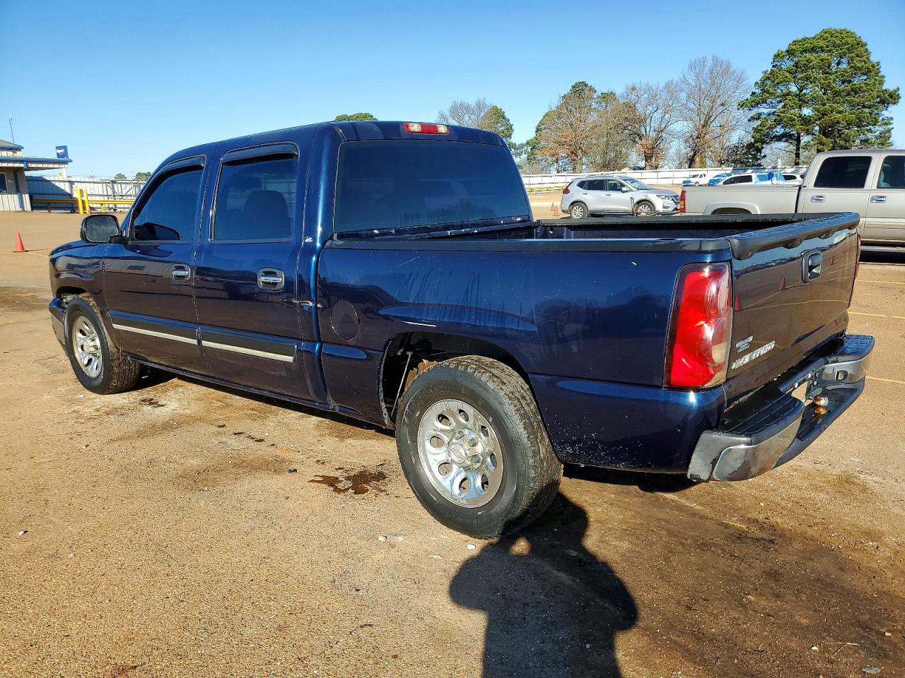 2007 CHEVROLET SILVERADO C1500 CLASSIC CREW CAB photo 2