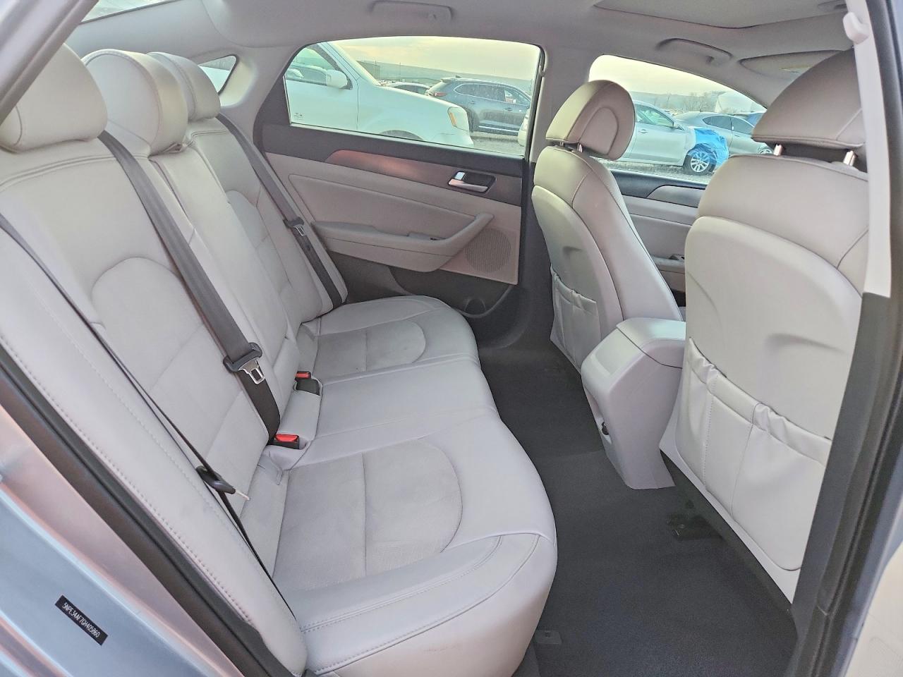 2016 HYUNDAI SONATA SPORT photo 19