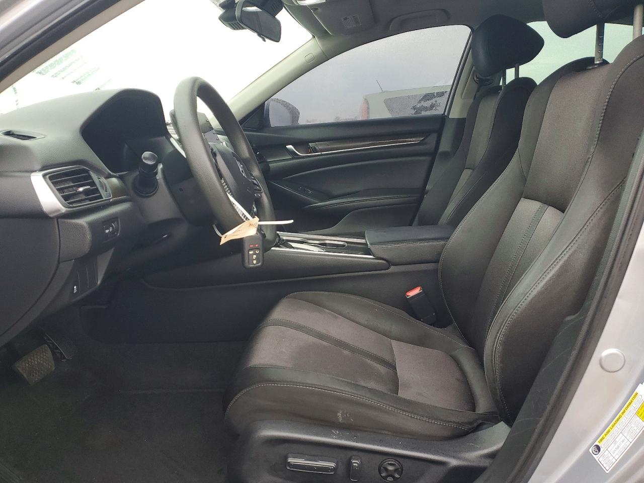 2020 HONDA ACCORD EX photo 7