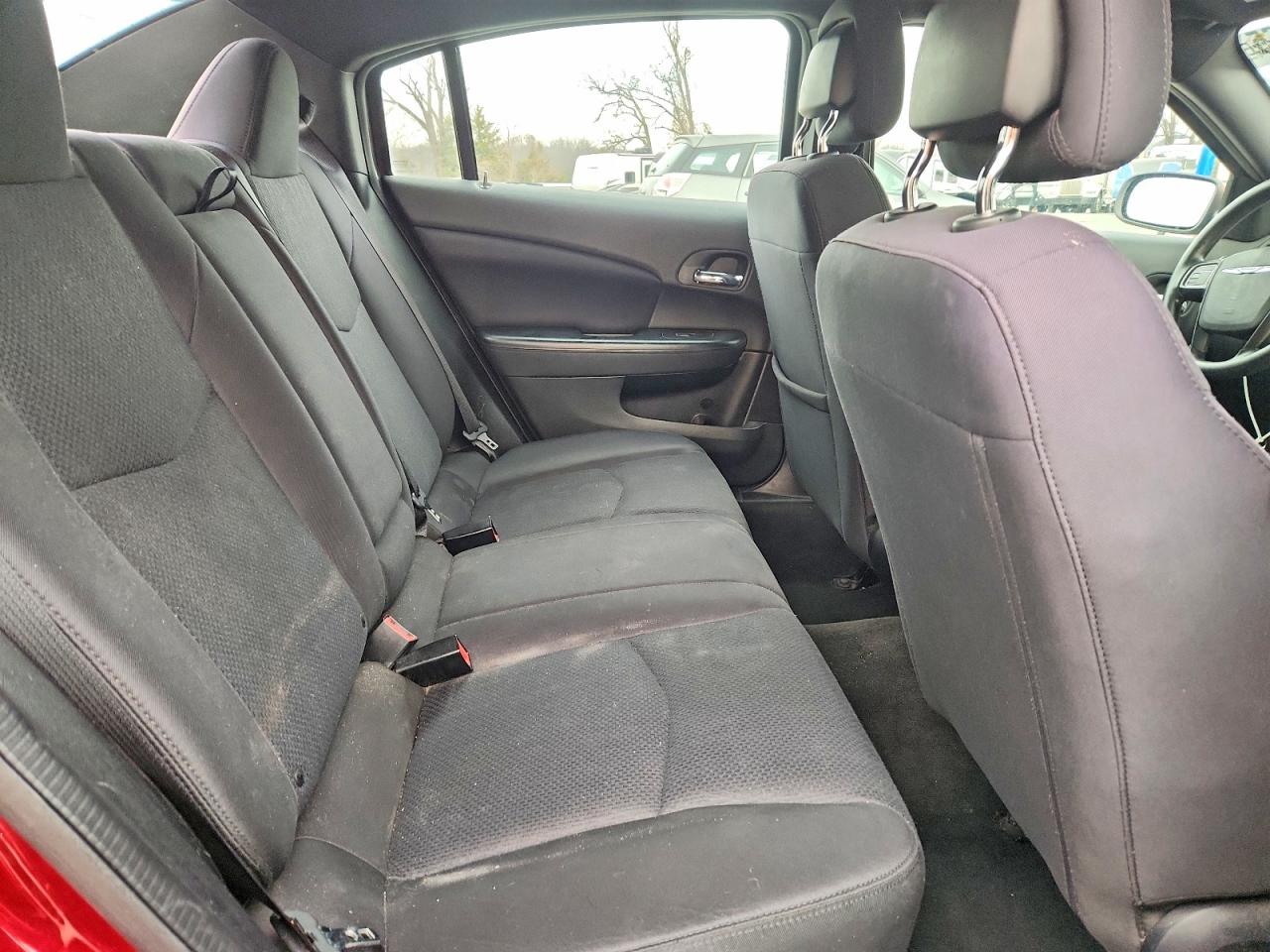 2013 CHRYSLER 200 LX photo 10