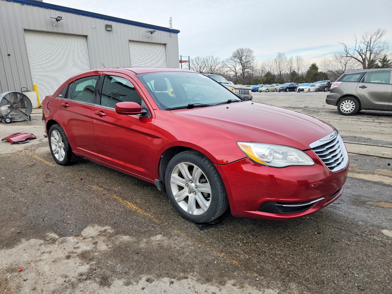 2013 CHRYSLER 200 LX photo 4