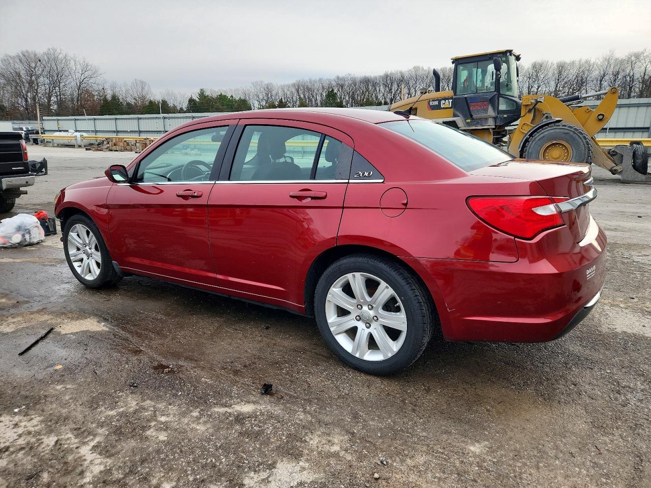 2013 CHRYSLER 200 LX photo 2