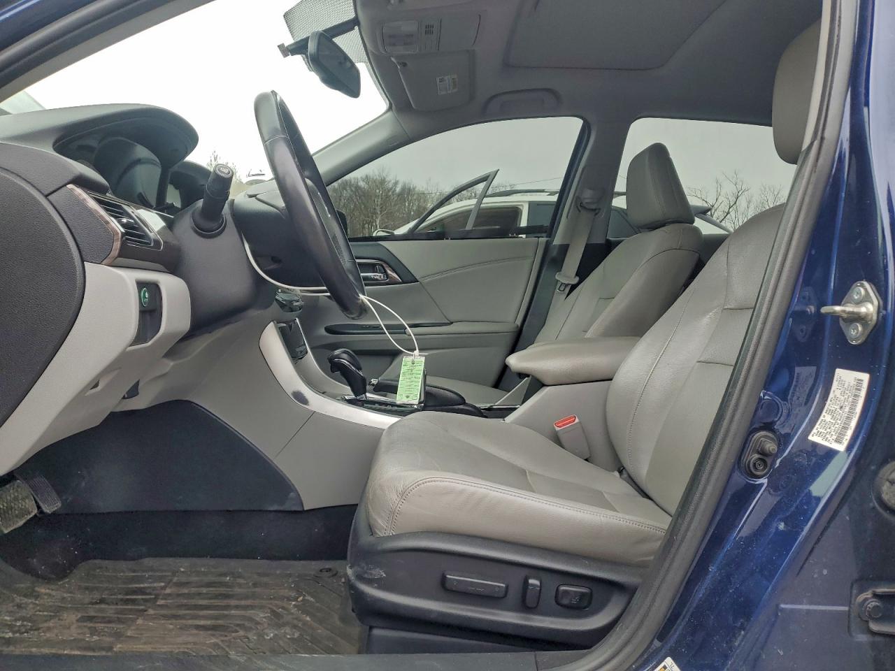 2017 HONDA ACCORD EXL photo 13