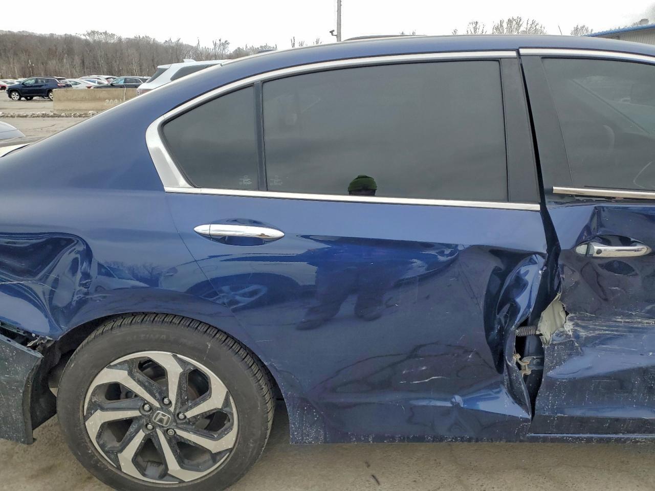 2017 HONDA ACCORD EXL photo 19