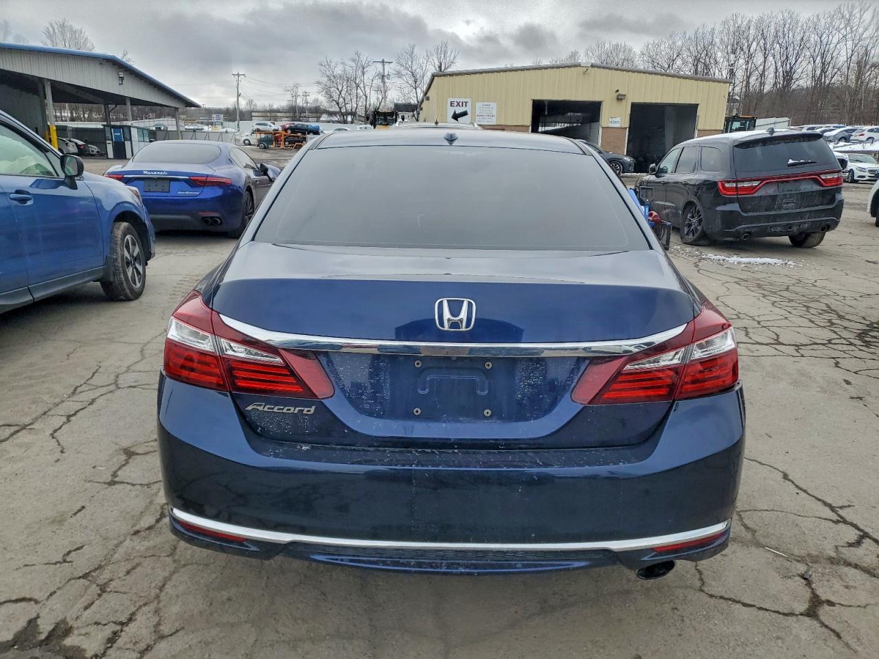 2017 HONDA ACCORD EXL photo 11