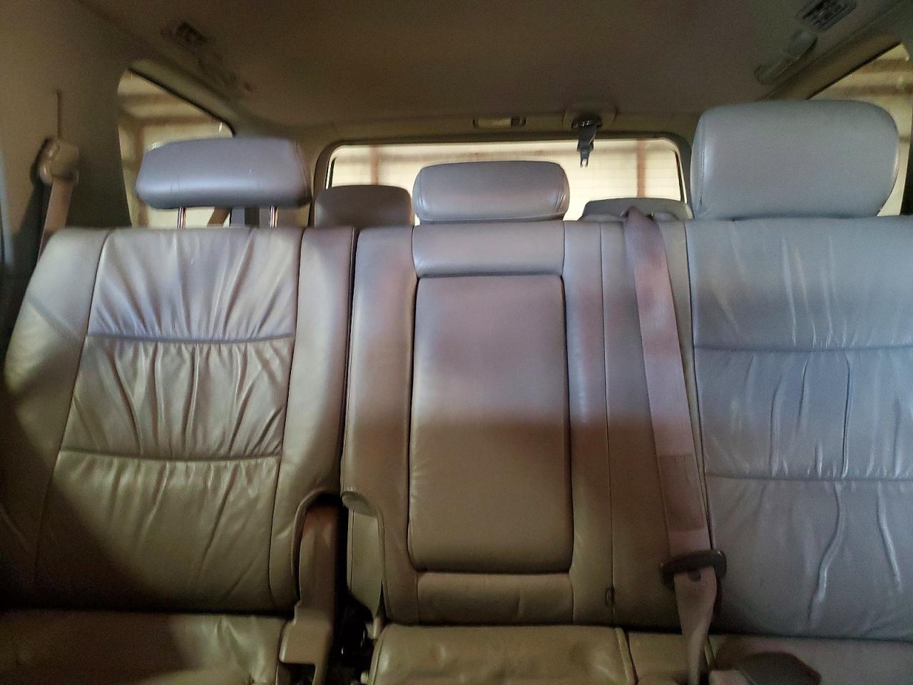 2004 TOYOTA SEQUOIA LIMITED photo 10