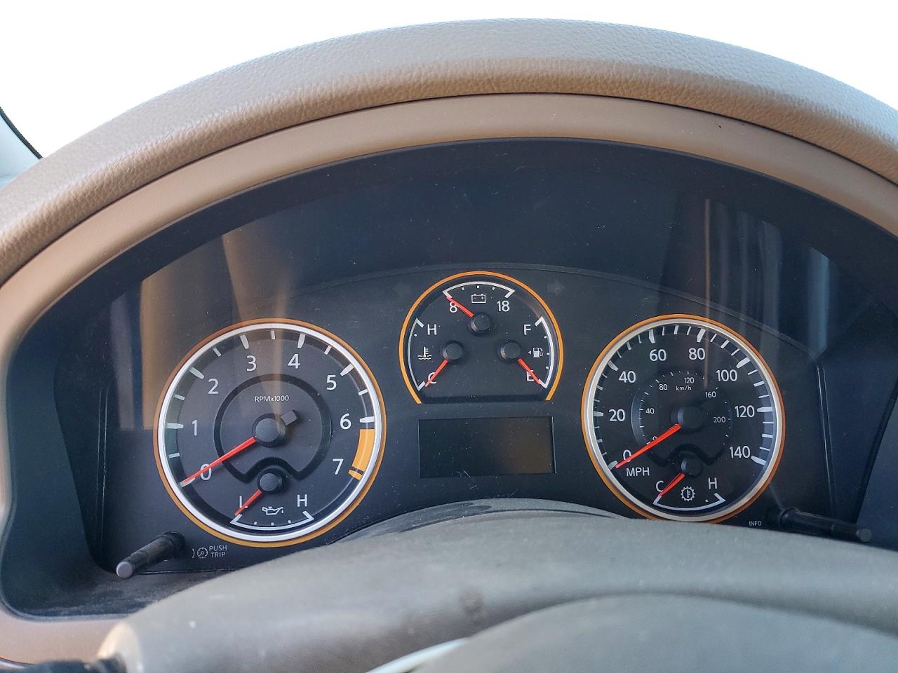 2011 NISSAN ARMADA SV photo 17