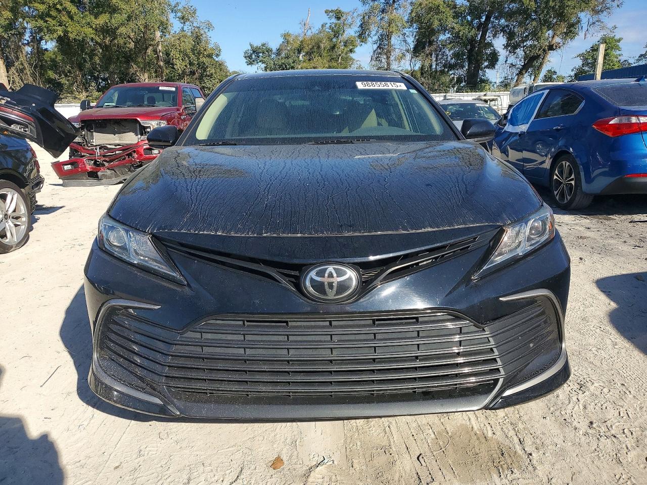 2022 TOYOTA CAMRY LE photo 5