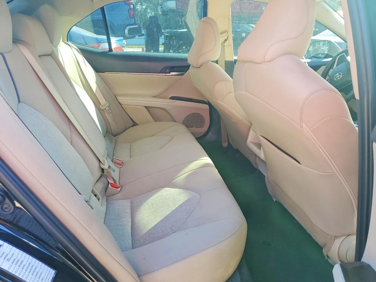 2022 TOYOTA CAMRY LE photo 10