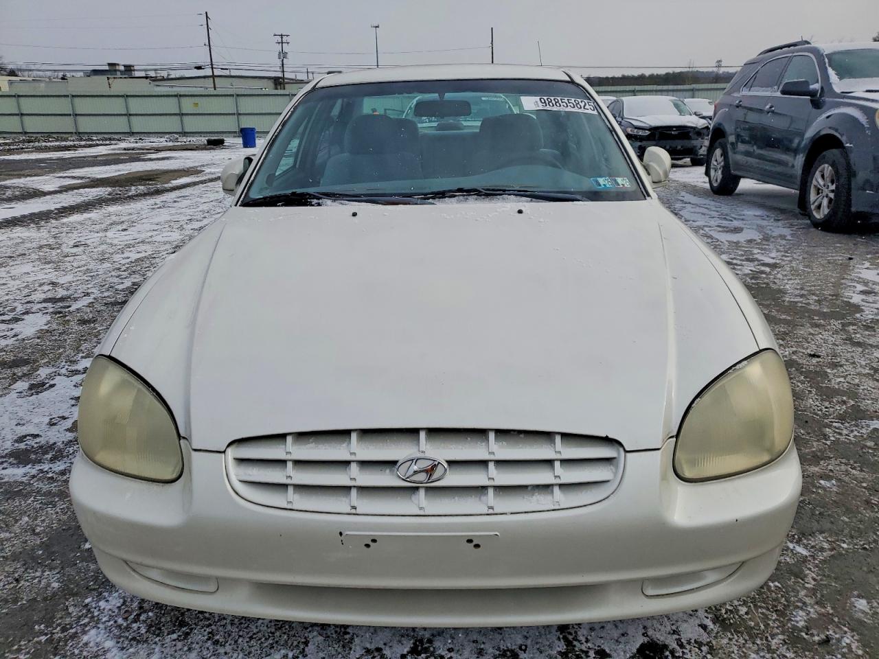 1999 HYUNDAI SONATA GL photo 5
