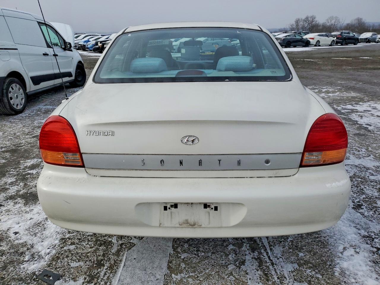 1999 HYUNDAI SONATA GL photo 6