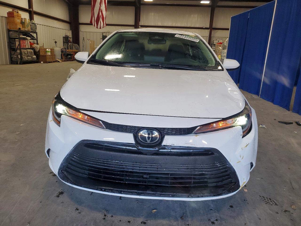 2025 TOYOTA COROLLA LE photo 9