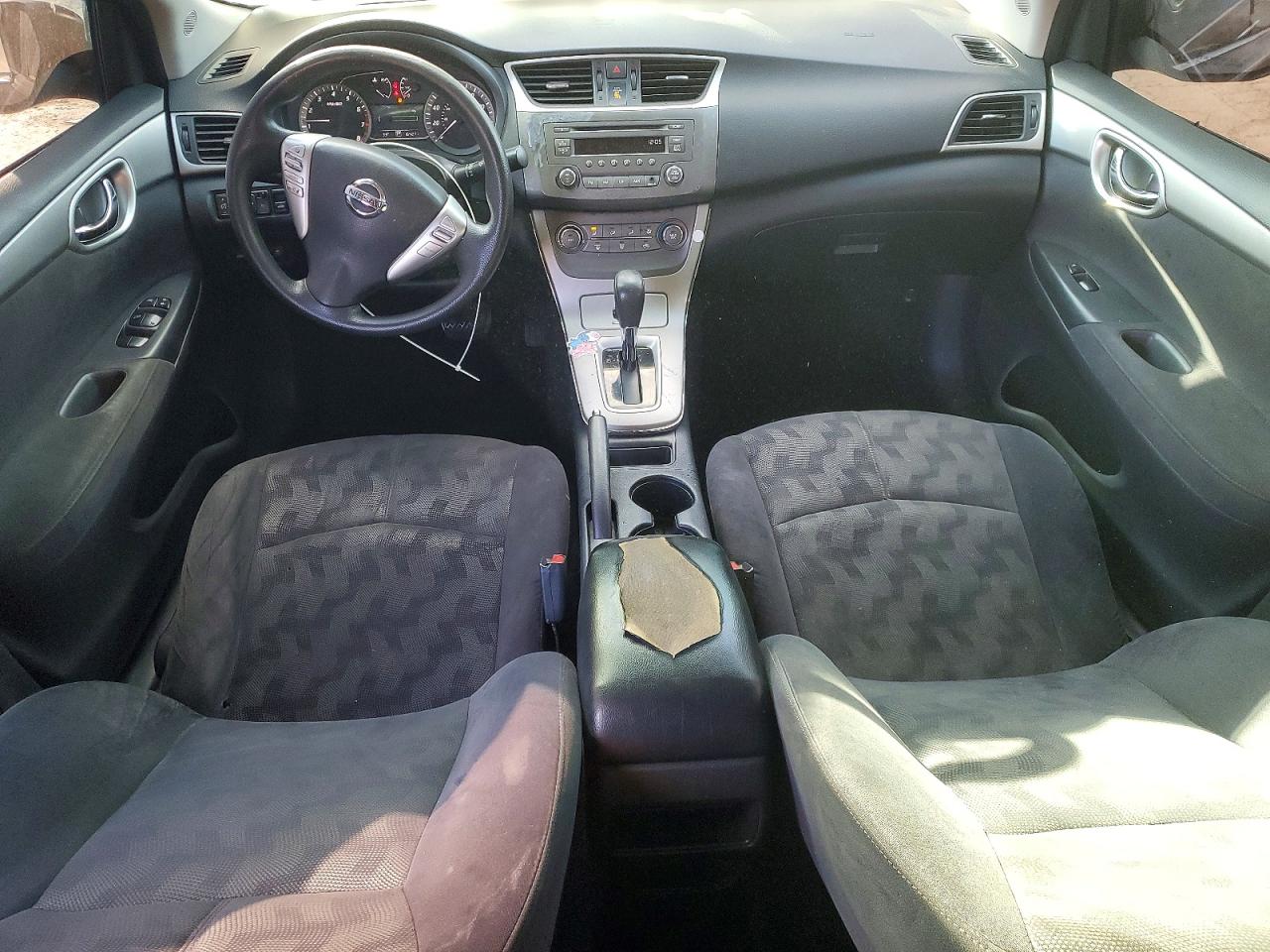 2013 NISSAN SENTRA S photo 8