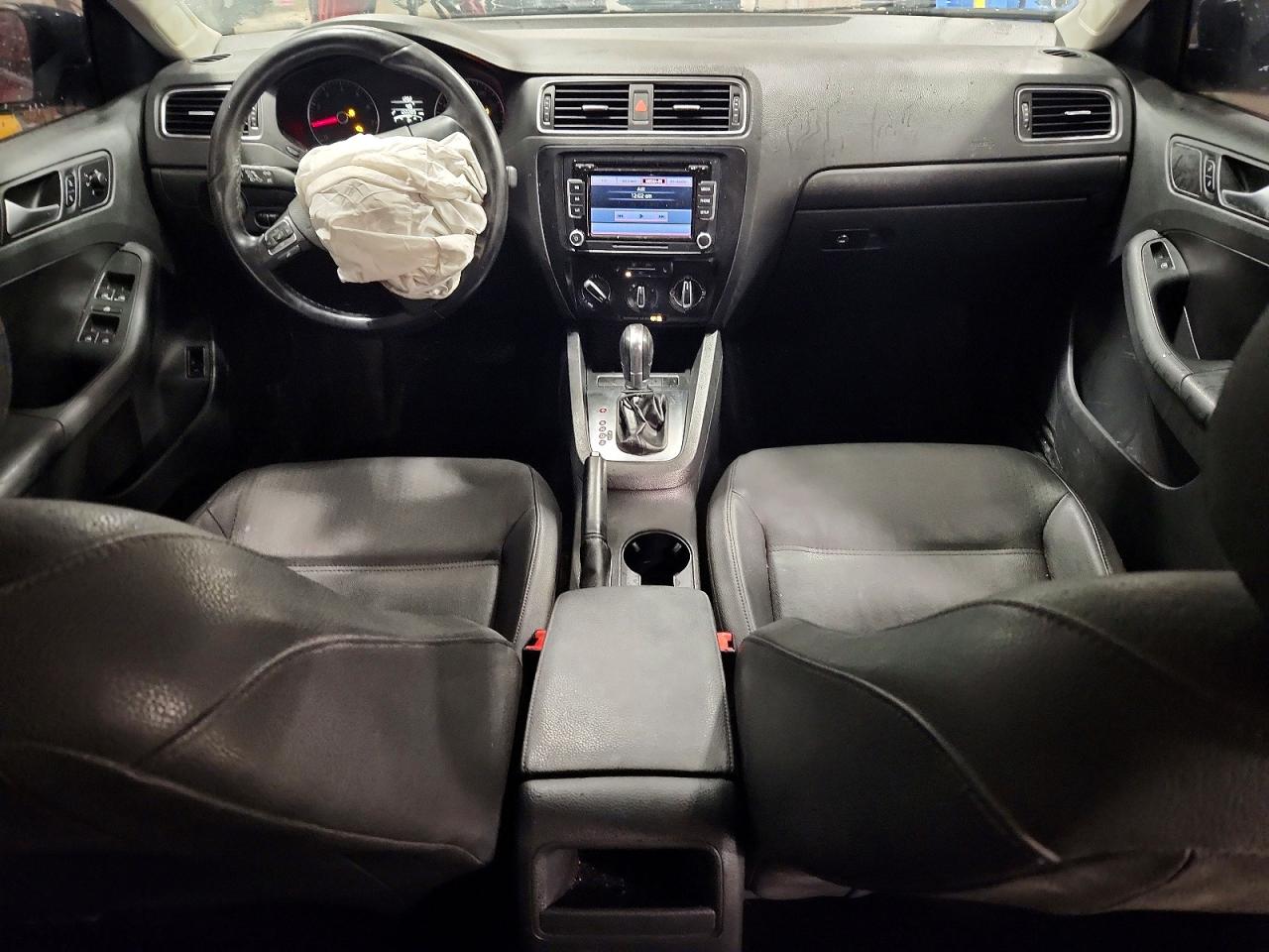 2012 VOLKSWAGEN JETTA SE photo 8