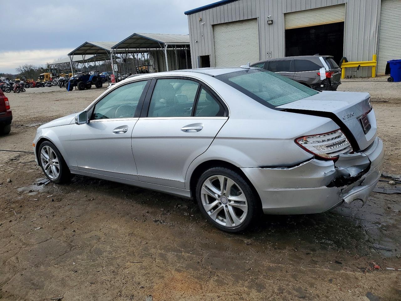 2013 MERCEDES-BENZ C 250 photo 2