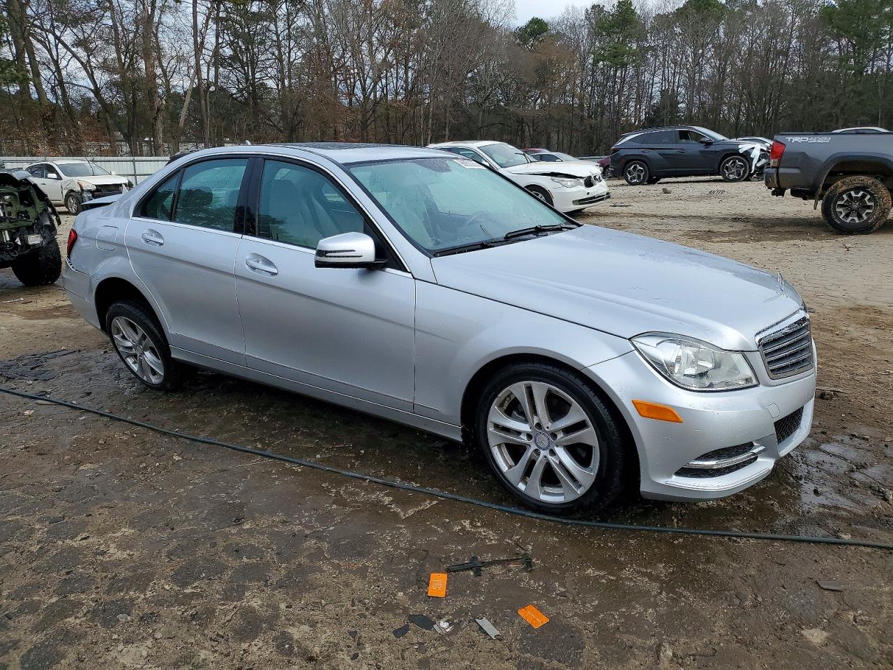 2013 MERCEDES-BENZ C 250 photo 4