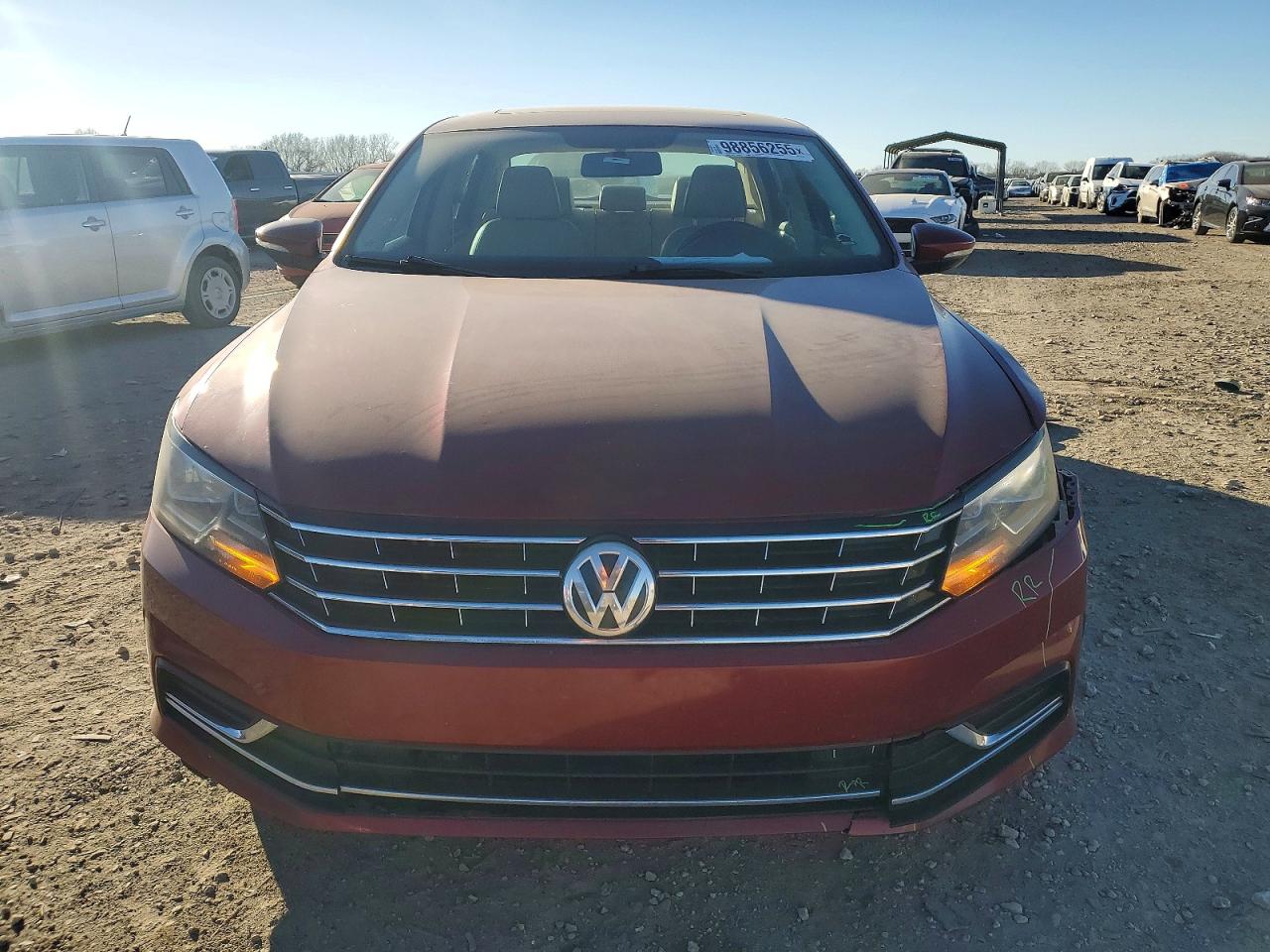 2017 VOLKSWAGEN PASSAT SE photo 5