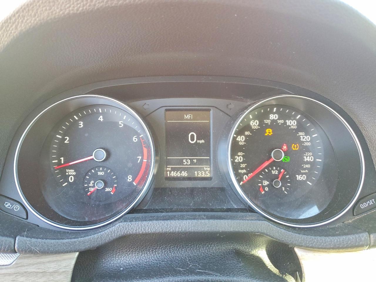 2017 VOLKSWAGEN PASSAT SE photo 9