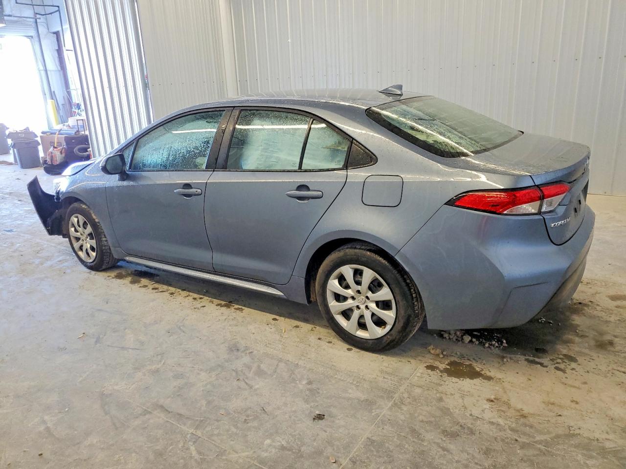 2025 TOYOTA COROLLA LE photo 2