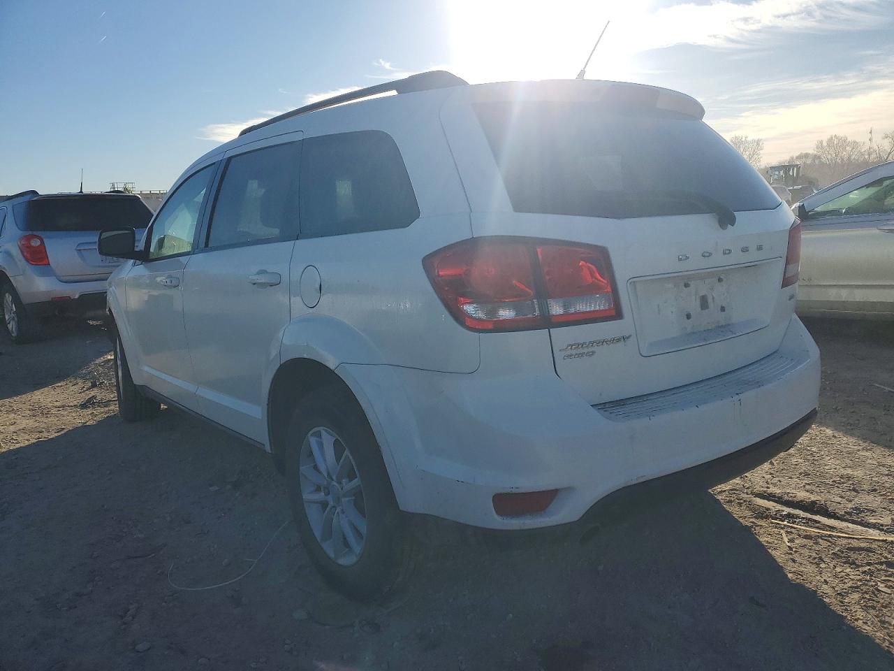 2014 DODGE JOURNEY SXT photo 2