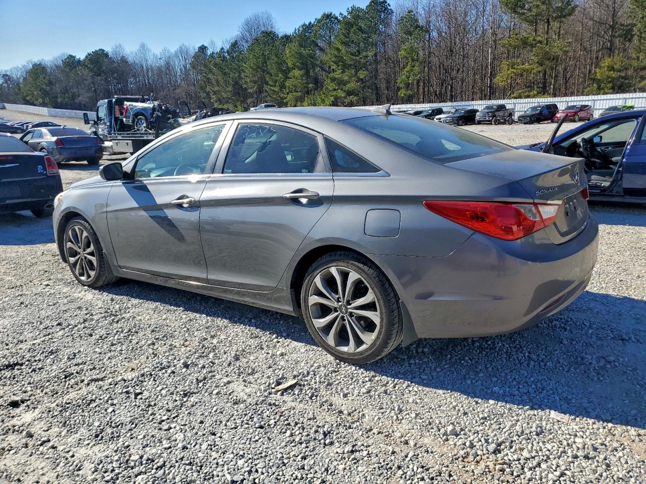 2013 HYUNDAI SONATA GLS photo 2