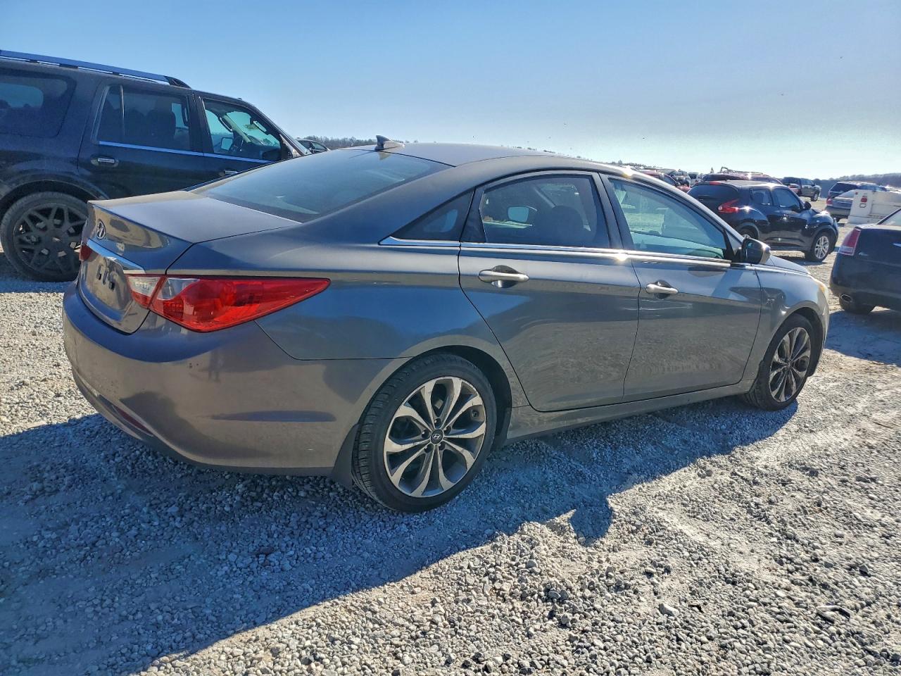 2013 HYUNDAI SONATA GLS photo 3