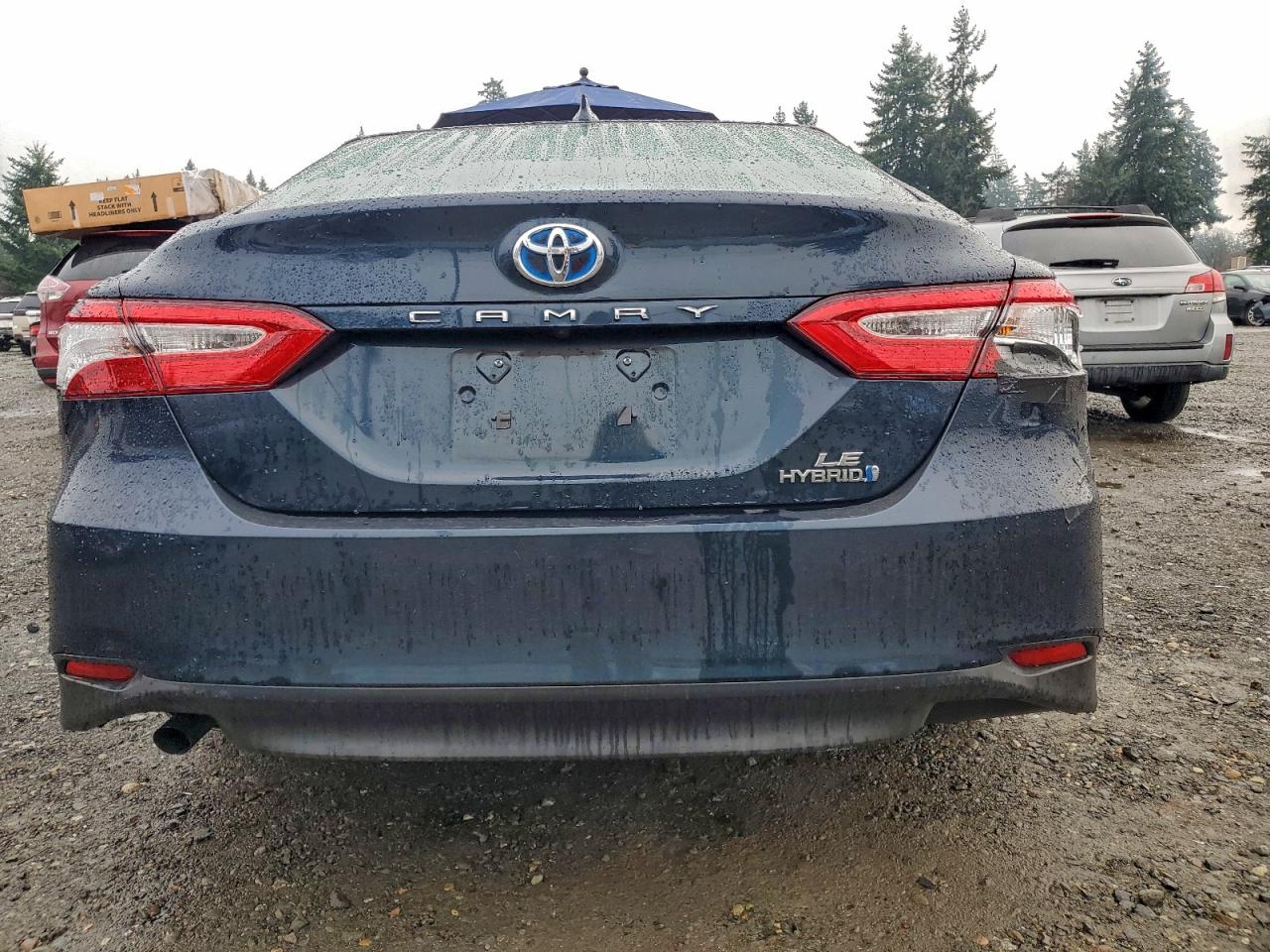 2019 TOYOTA CAMRY LE photo 6