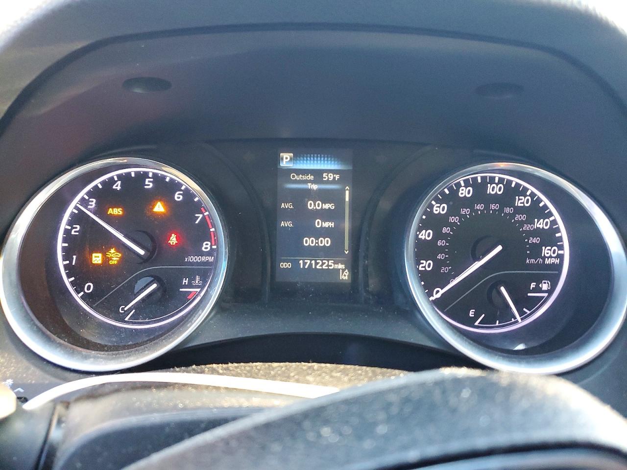 2018 TOYOTA CAMRY LE photo 9