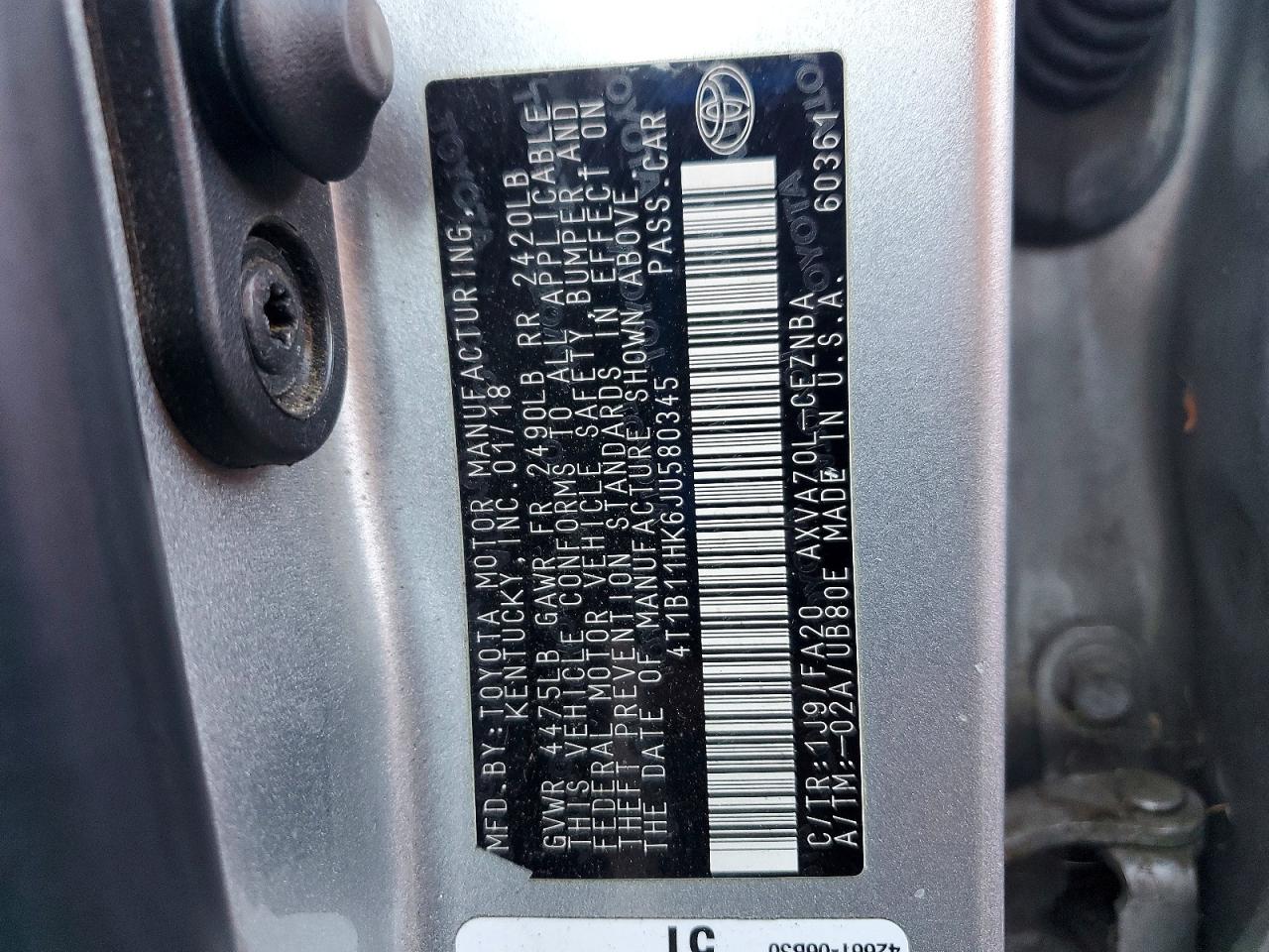 2018 TOYOTA CAMRY LE photo 12