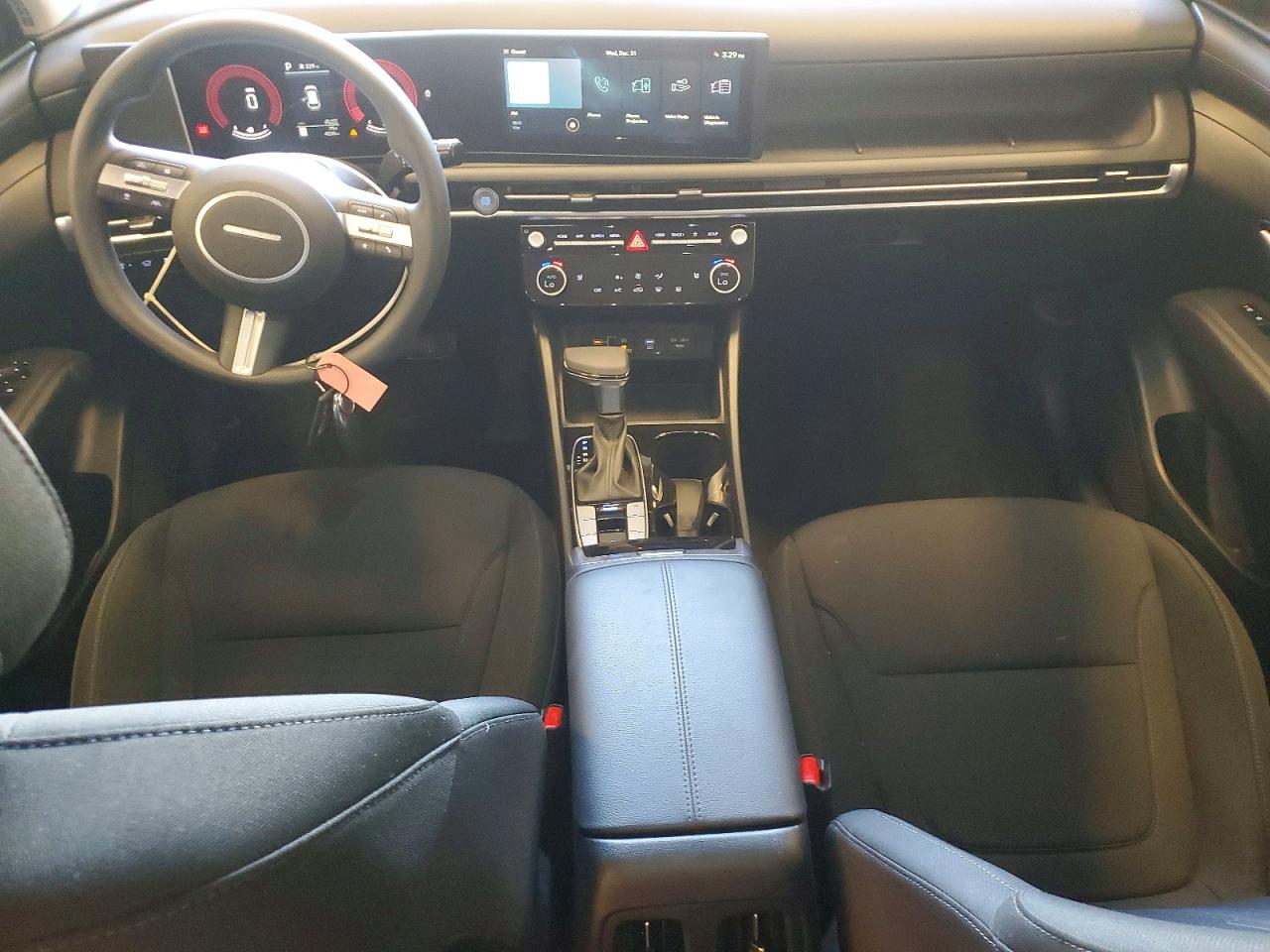 2026 HYUNDAI TUCSON SEL photo 8