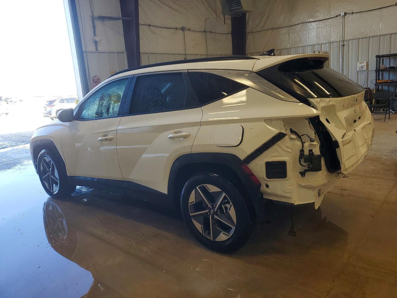 2026 HYUNDAI TUCSON SEL photo 2