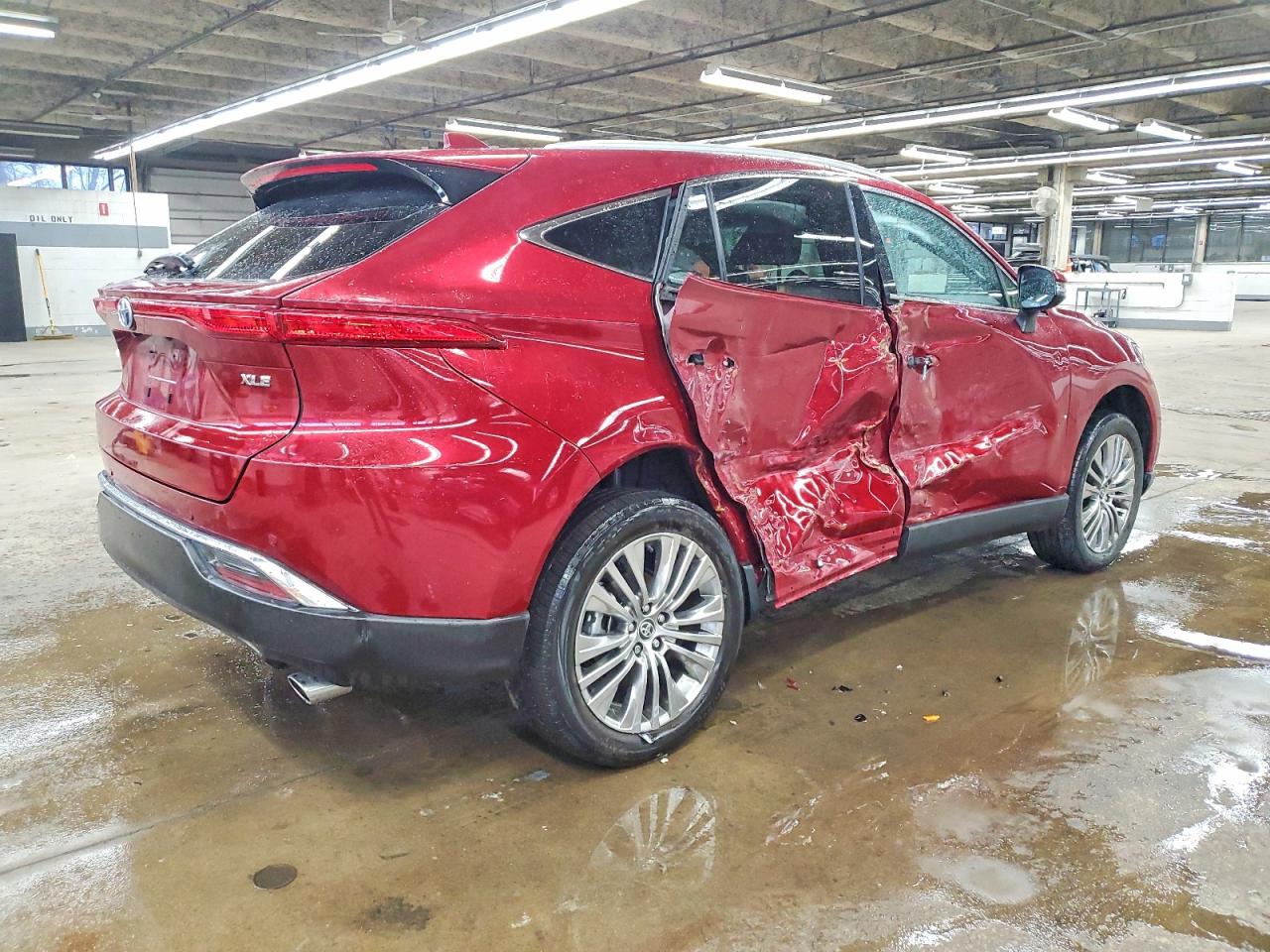 2023 TOYOTA VENZA LE photo 5