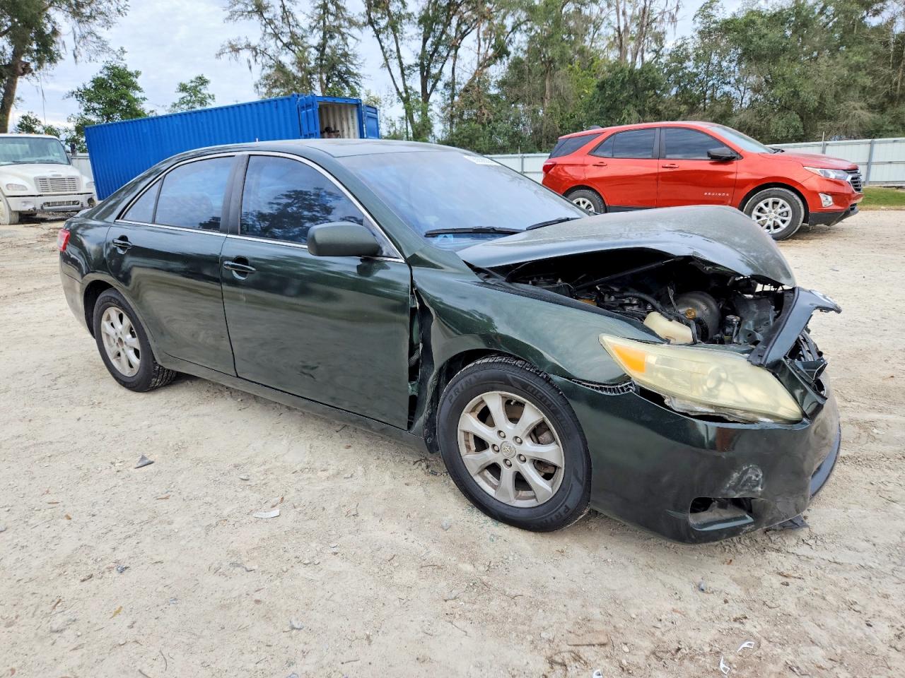 2011 TOYOTA CAMRY BASE photo 4