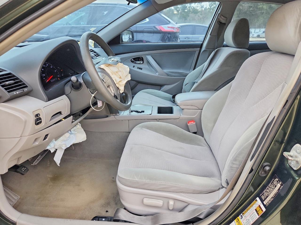 2011 TOYOTA CAMRY BASE photo 7