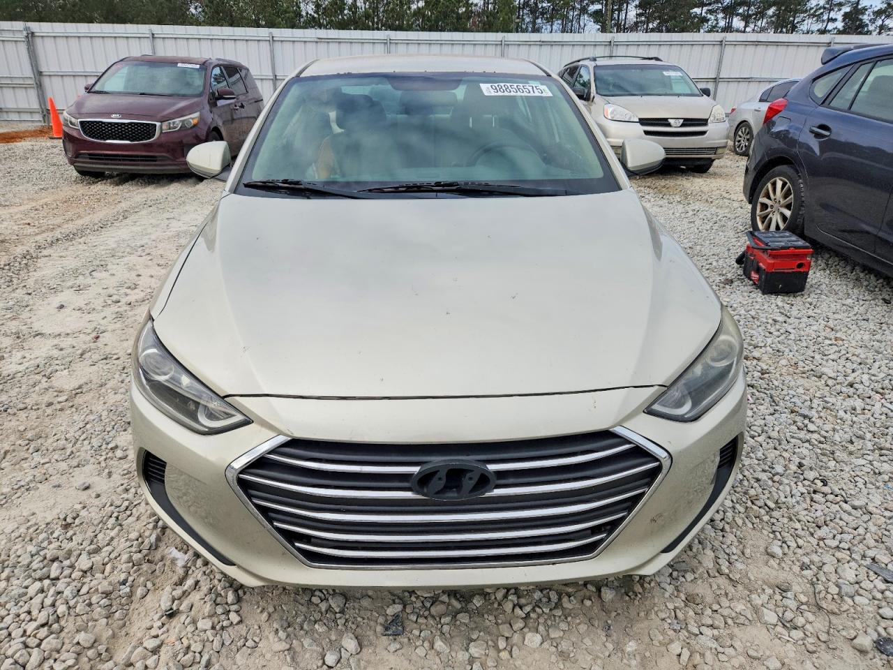 2017 HYUNDAI ELANTRA SE photo 5