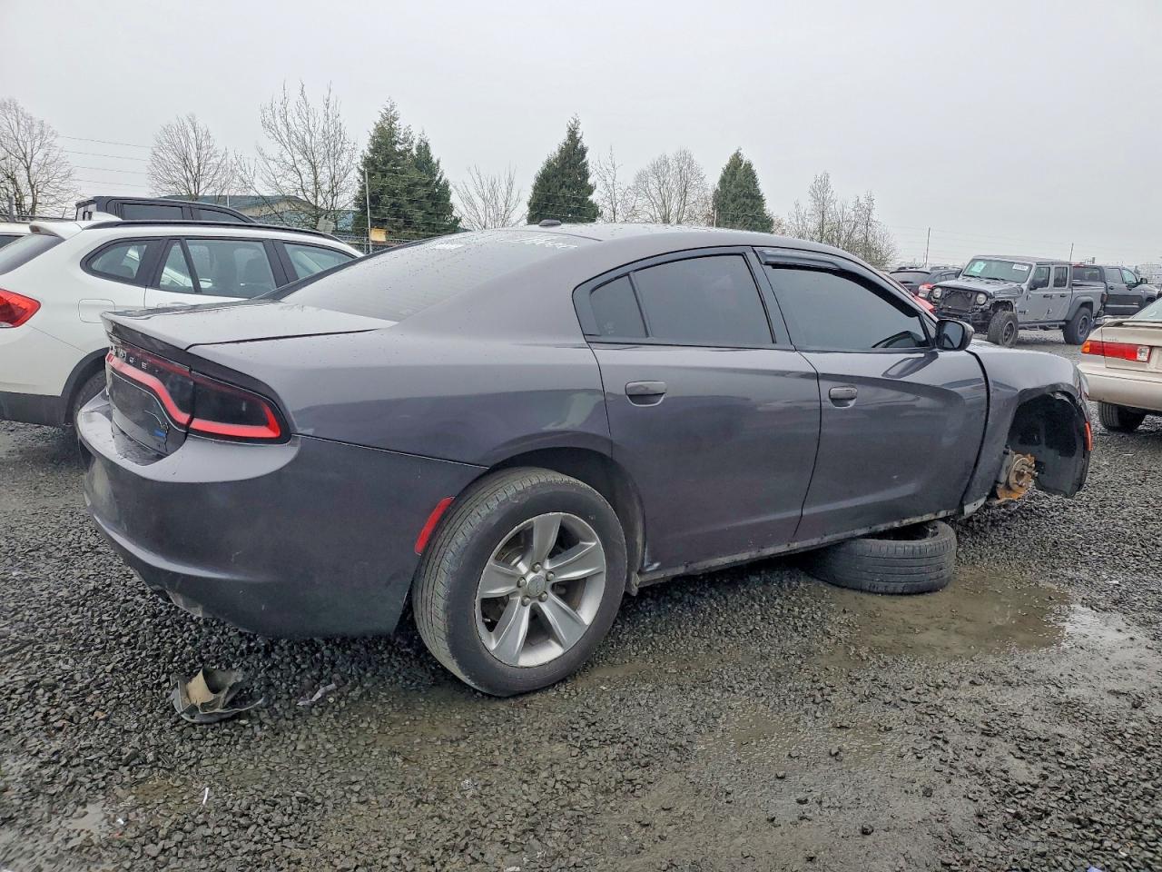 2015 DODGE CHARGER SXT photo 3