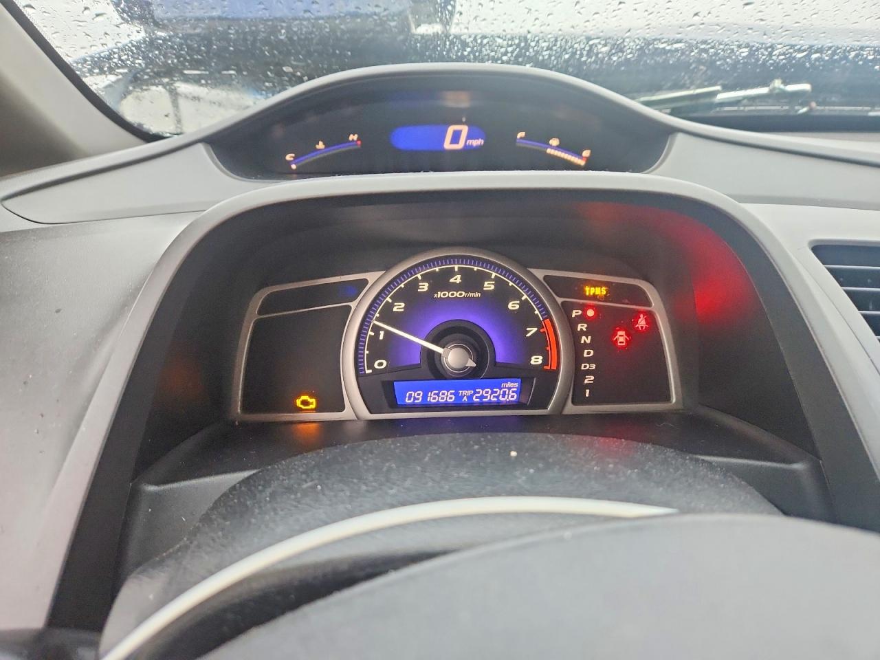 2010 HONDA CIVIC LX photo 9