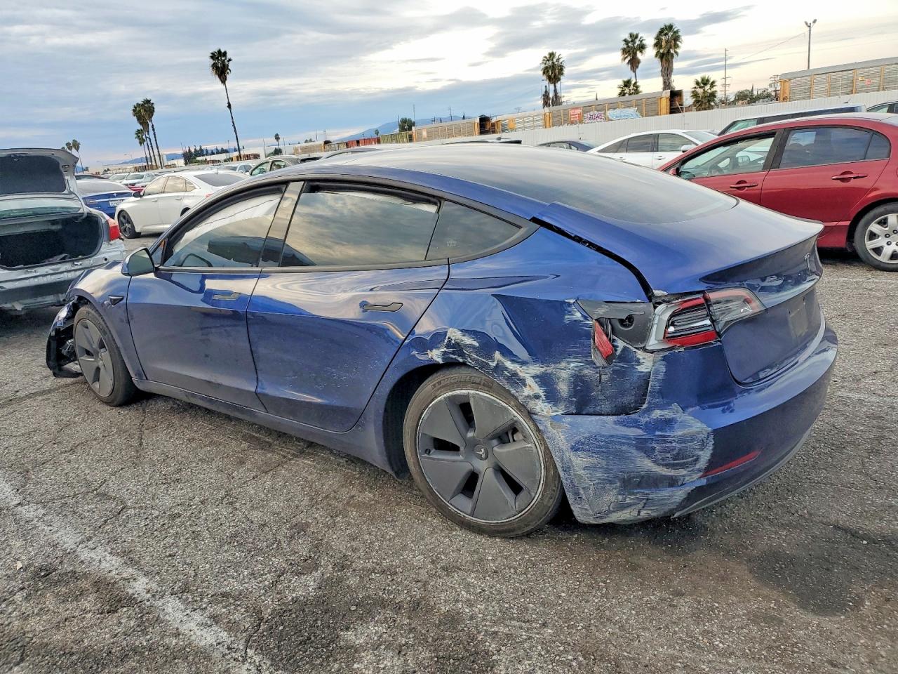 2023 TESLA MODEL 3 photo 3