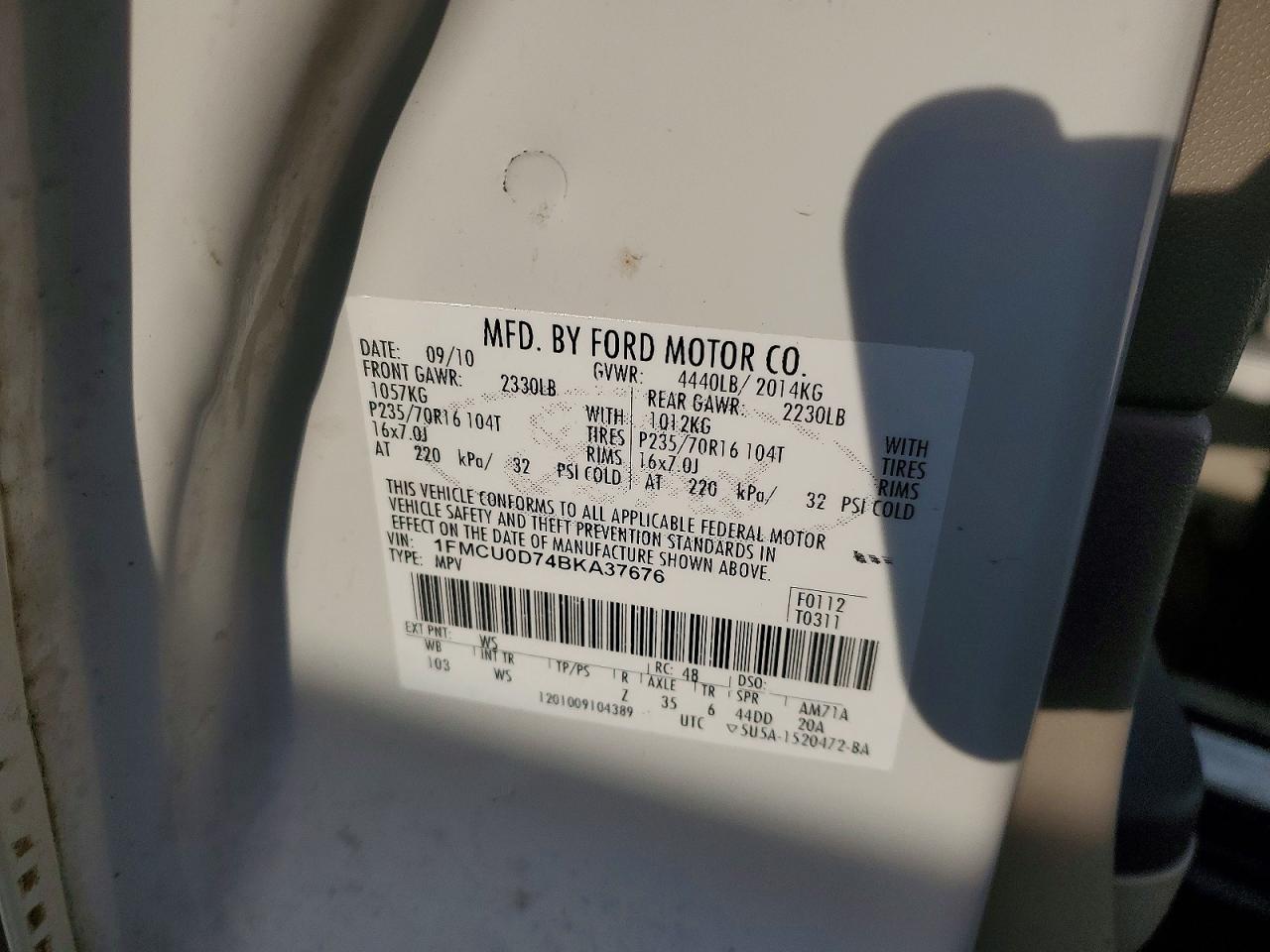 2011 FORD ESCAPE XLT photo 25