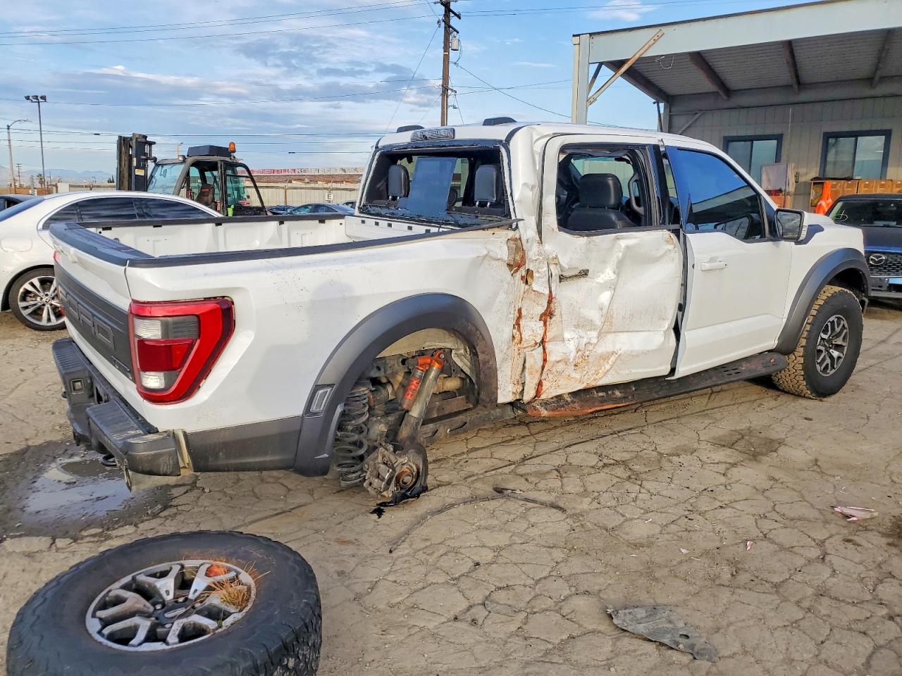 2023 FORD F150 RAPTOR photo 3