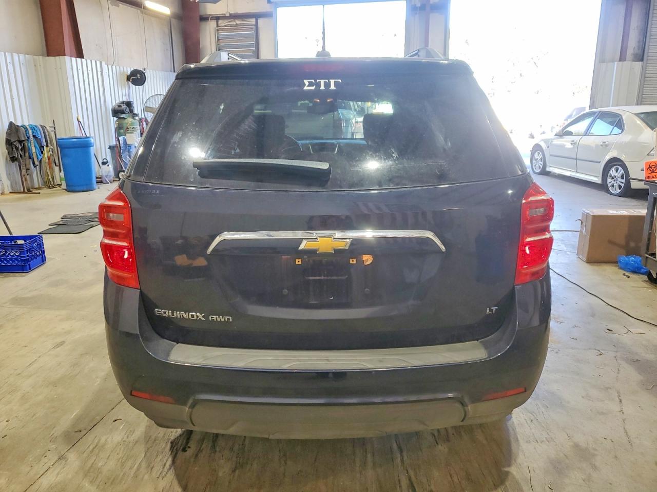 2017 CHEVROLET EQUINOX LT photo 11