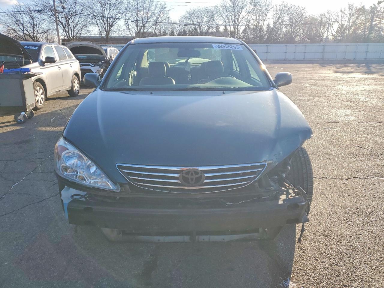 2002 TOYOTA CAMRY LE photo 5