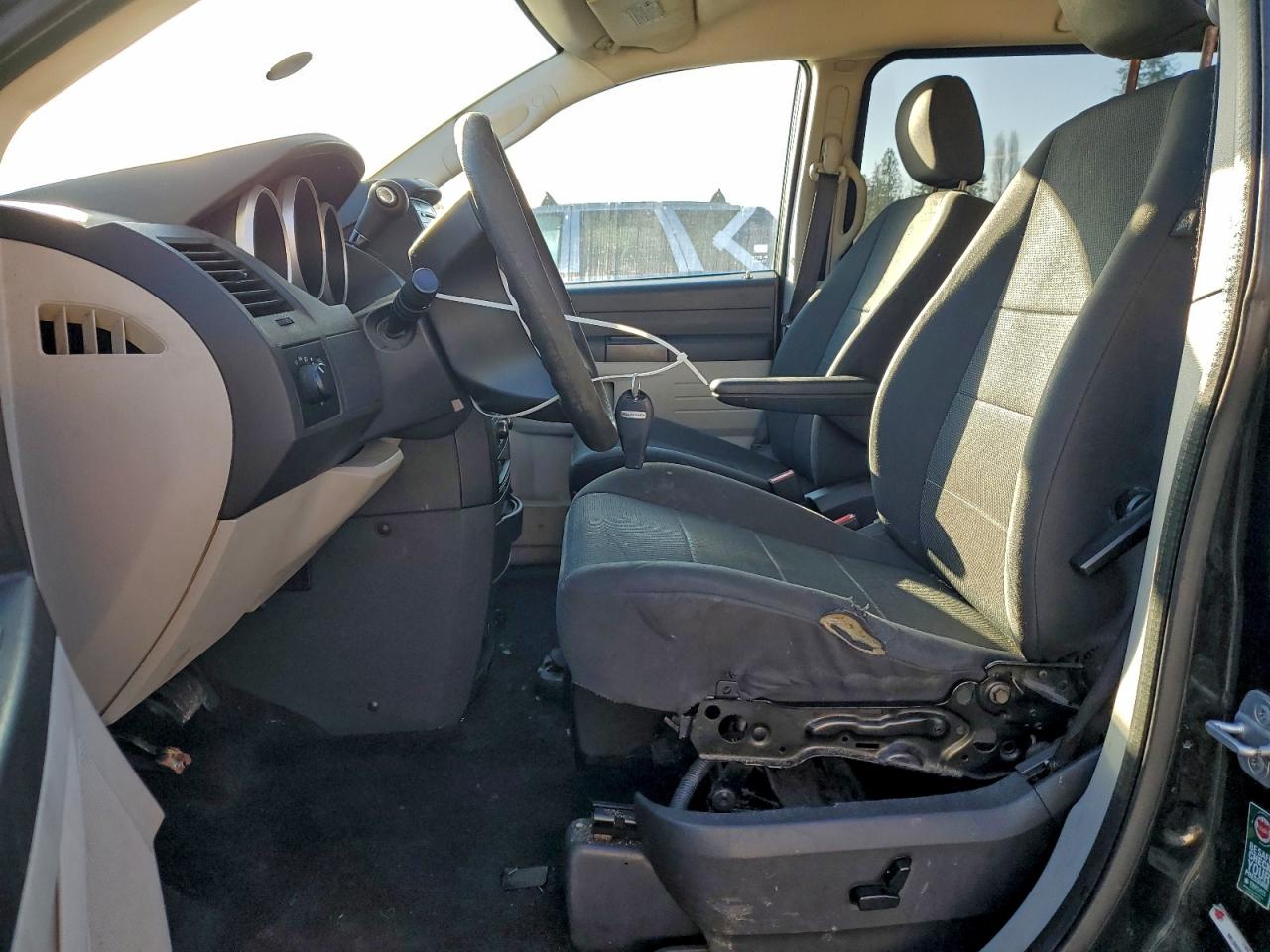 2008 DODGE GRAND CARAVAN SE photo 7
