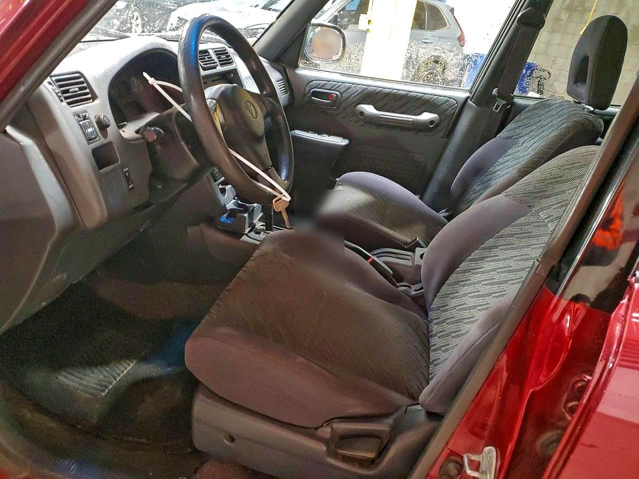 2000 TOYOTA RAV4 photo 13