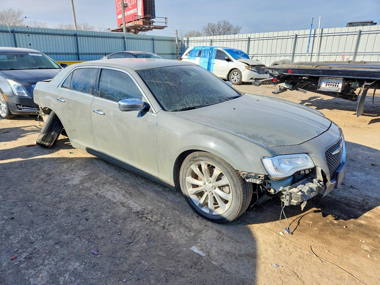 2018 CHRYSLER 300 LIMITED photo 4