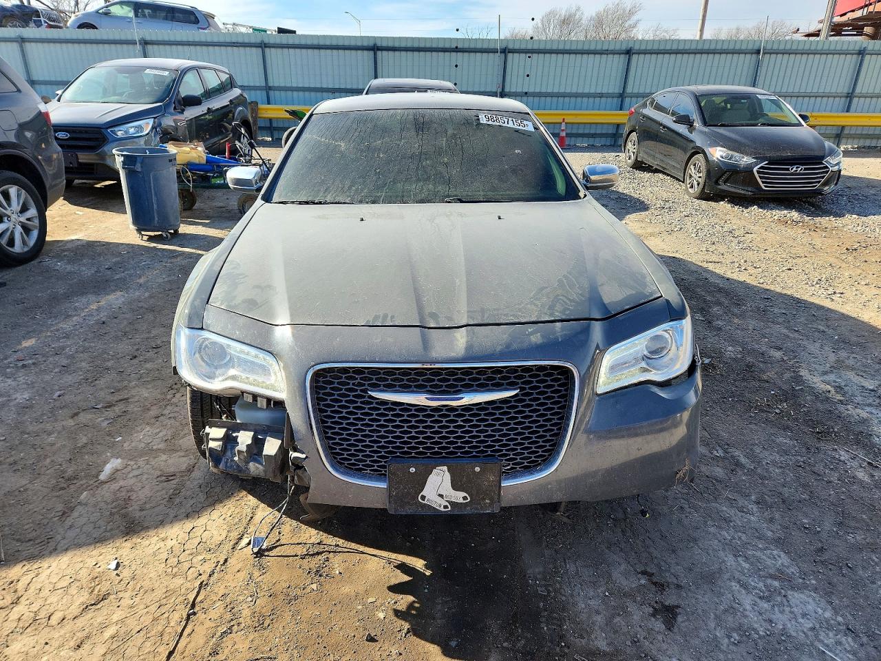 2018 CHRYSLER 300 LIMITED photo 5