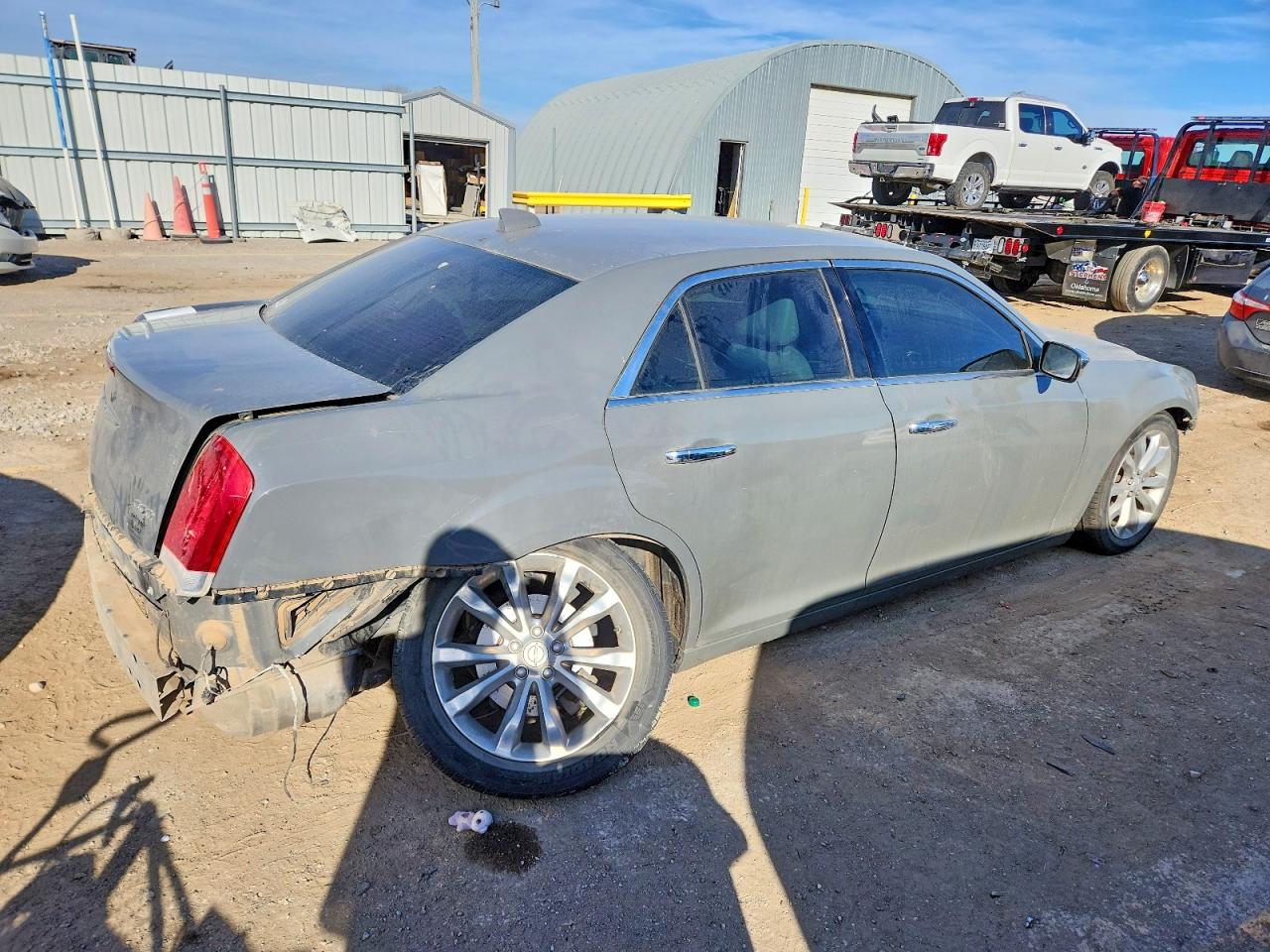 2018 CHRYSLER 300 LIMITED photo 3