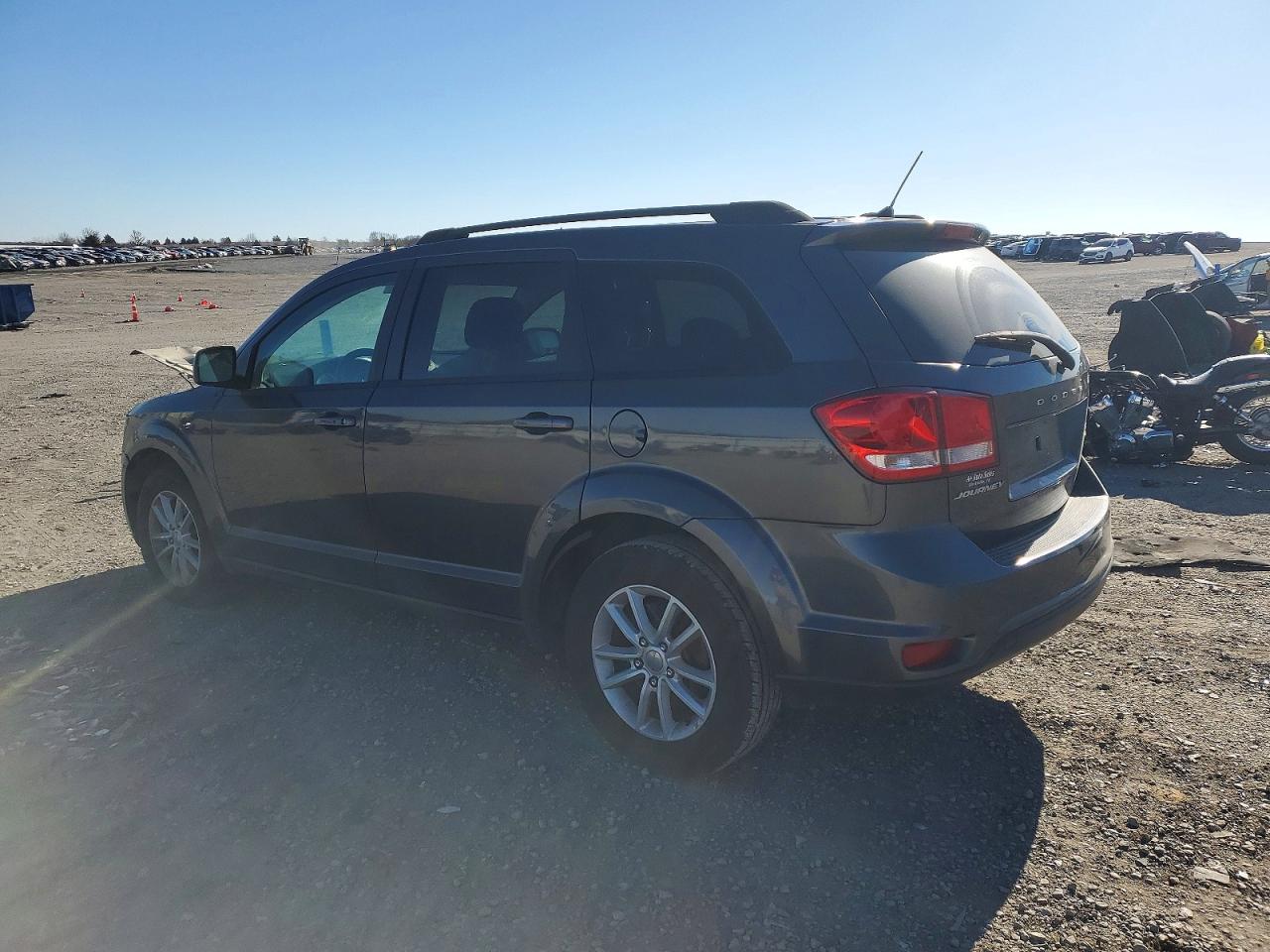 2014 DODGE JOURNEY SXT photo 3
